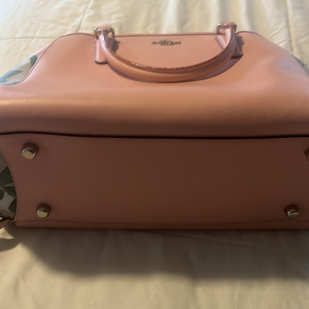 Coach purse - Picture 5 of 8